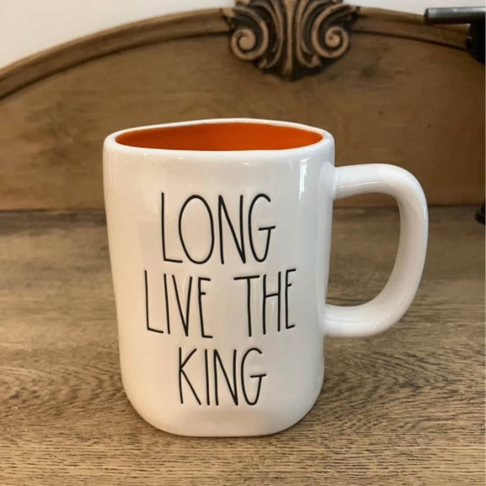 Rae Dunn Disney Long Live
The King Mug